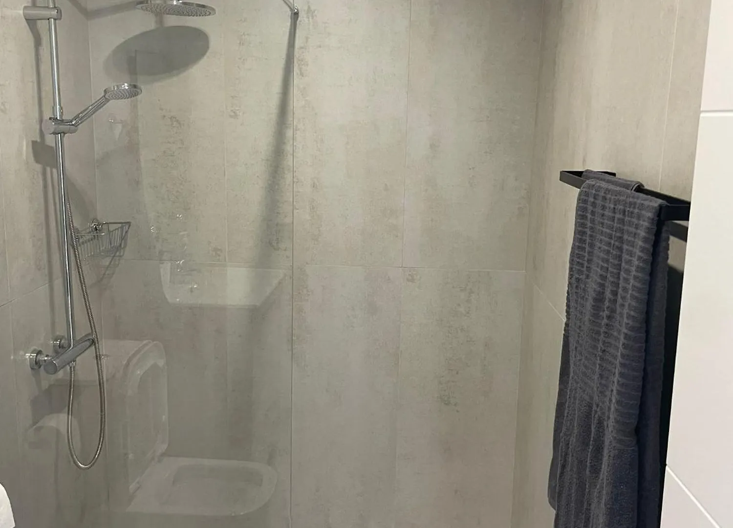 1 Bedroom Guargacho 0*,